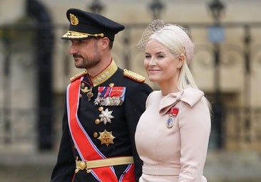 La popularidad de Mette-Marit en Noruega baja de forma alarmante.