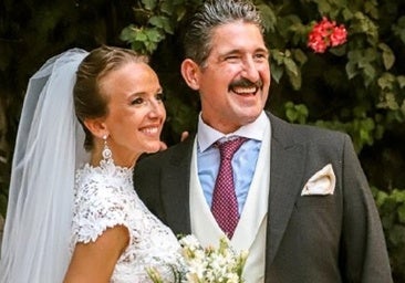 Alejandro de Serbia, con su flamante mujer, Vesna Jelić.