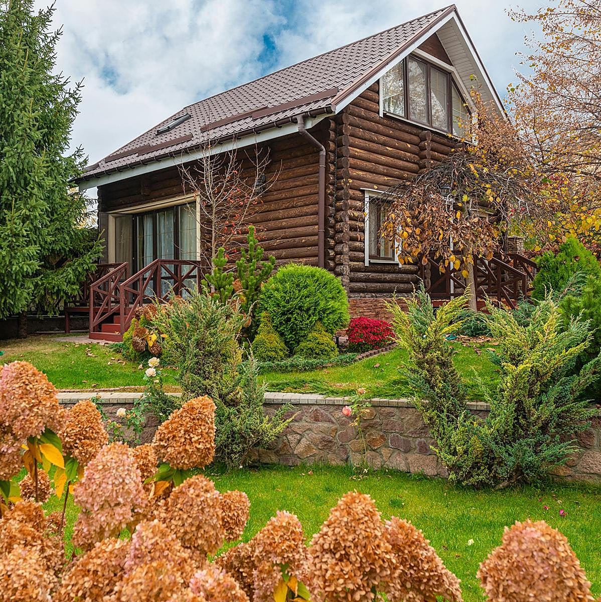 Qué es el césped líquido, la solución más fácil para mantener tu jardín verde y precioso en otoño e invierno sin esfuerzo