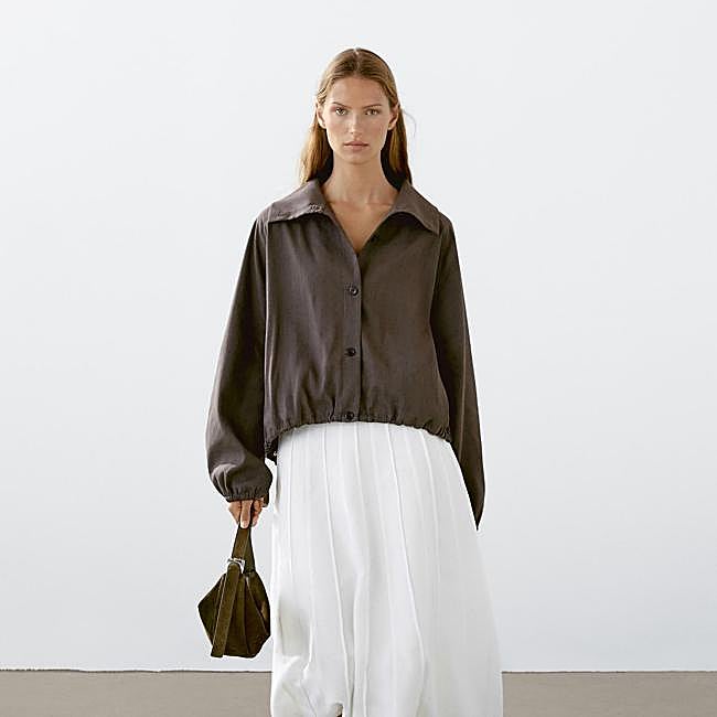 Bomber marrón de Parfois, 49,99 euros.