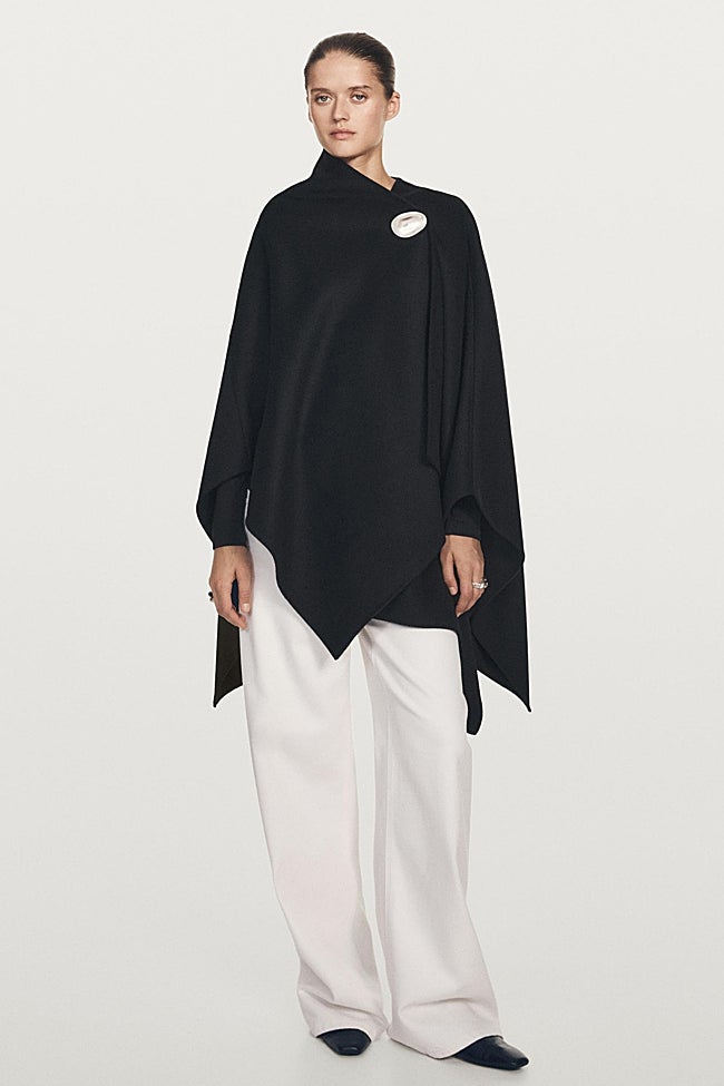 Capa de punto de Massimo Dutti (159 euros)