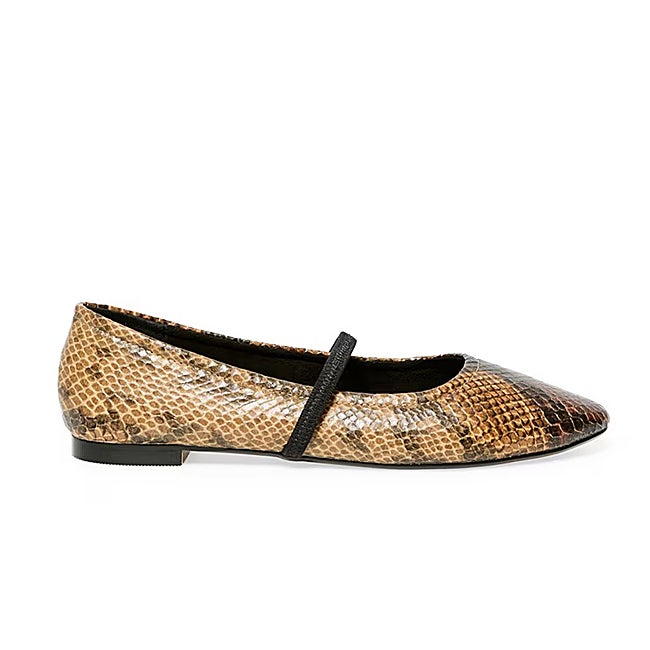 Zapatos planos de Sfera (15,99 euros)