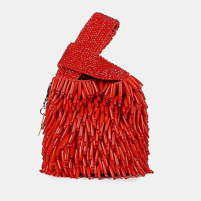 Bolso de Lola Casademunt.