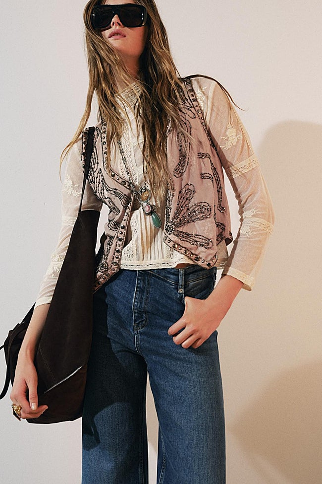 Chaleco con bordados de Zara (49,99 euros)