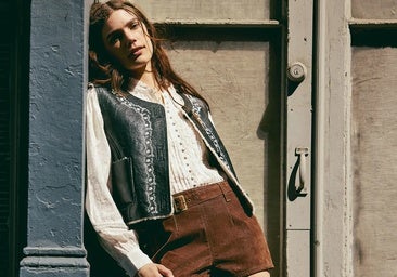 Estos son los chalecos de estilo bohemio más deseados de la nueva temporada de otoño de Zara, Mango y H&M.