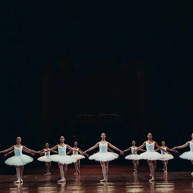 Chanel, Gran Mecenas de la Ópera de París, presente en la Gala Inaugural de la temporada de danza.
