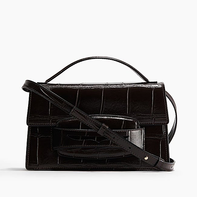 Bolso negro de H&M (29,99 euros)