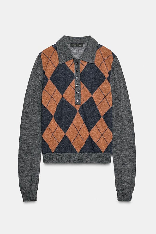 Jersey con rombos de Zara (29,99 euros)