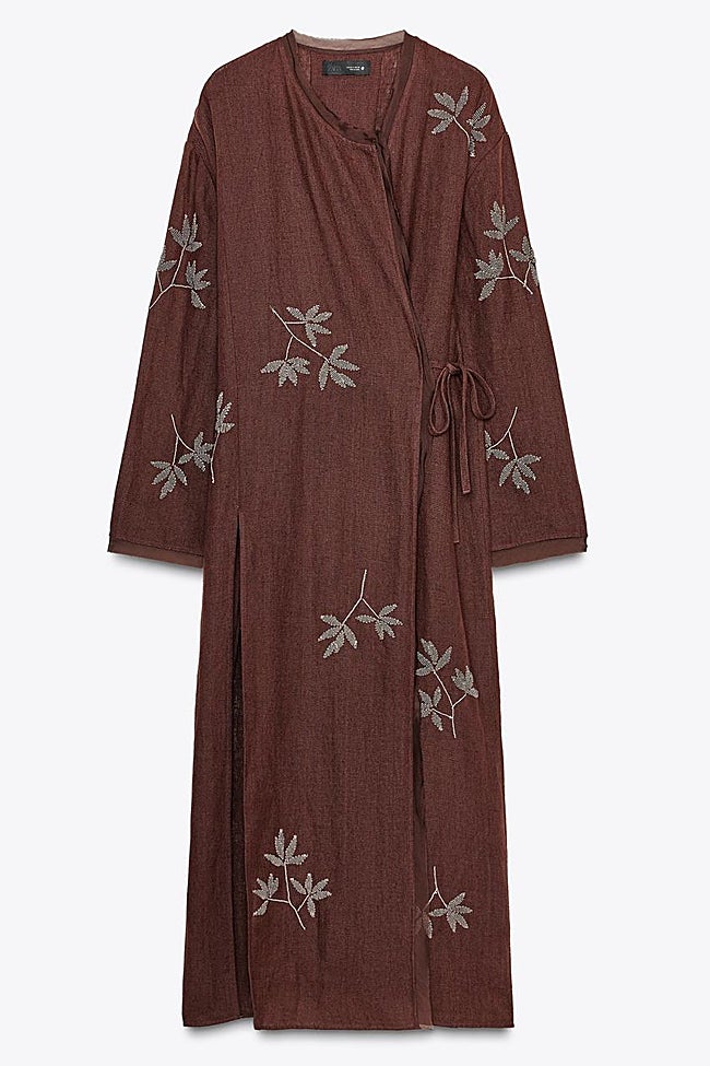 Chaqueta larga de Zara (149 euros)