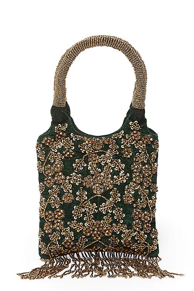 Bolso con bordados de Sfera (21,99 euros)