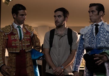 Ricardo Gómez y Óscar Jaenada protagonizan la nueva serie española de Disney+.