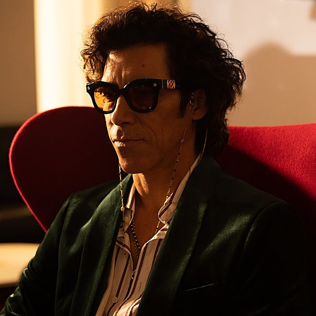 Óscar Jaenada da vida a Maestro, una leyenda del toreo.