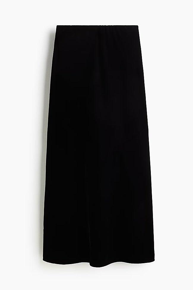 Falda negra de H&M (49,99 euros)