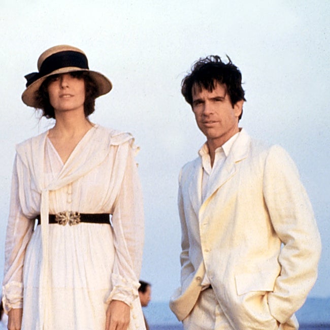 Diane Keaton como Louise Bryant y Warren Beatty como John Reed en Rojos.