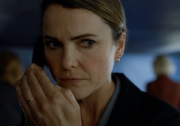 Keri Russell vuelve a liderar el cásting de una de las series más exitosas de la historia de Netflix.