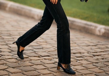 Los zapatos con tacón llamativo se llevan: los favoritos.