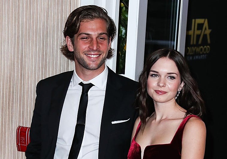 Stella del Carmen Banderas junto a su expareja, Eli Meyer, en 2019.