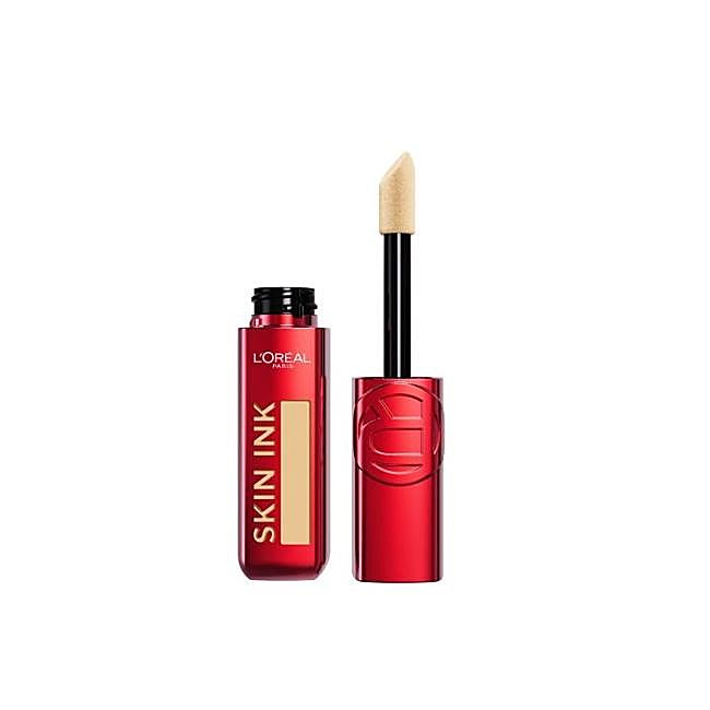 Este es el Infallible Skin Ink de L'Oréal Paris.