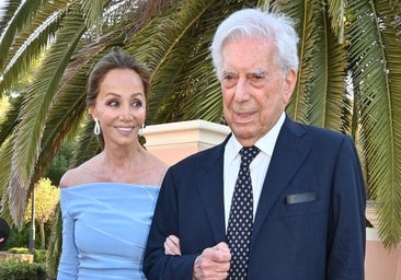 Isabel Preysler junto al premio Nobel peruano Mario Vargas Llosa.