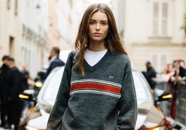 Este es el jersey tendencia que arrasa en el street style: favorece tu silueta y combina con todo