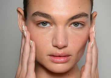 Los mejores esmaltes con detalle glitter.