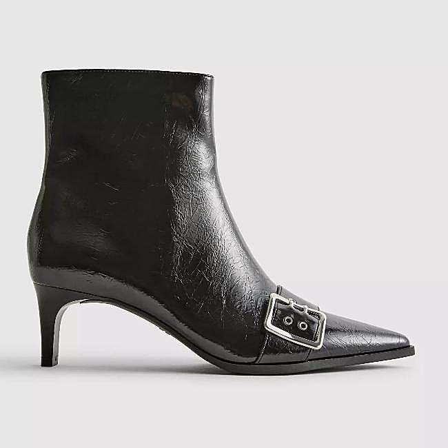 Botines negros de Primark (26 euros)