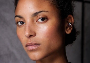 Cómo conseguir un maquillaje efecto segunda piel.