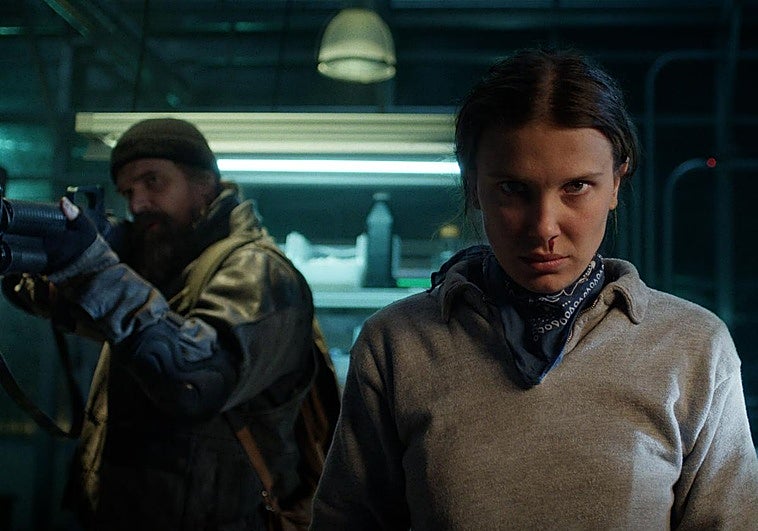 Millie Bobby Brown se pone de nuevo en la piel de Eleven para la última temporada de Stranger Things.