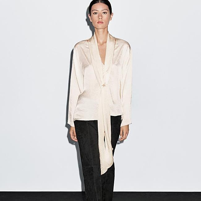 Blusa fluida de Massimo Dutti, 59,95 euros.