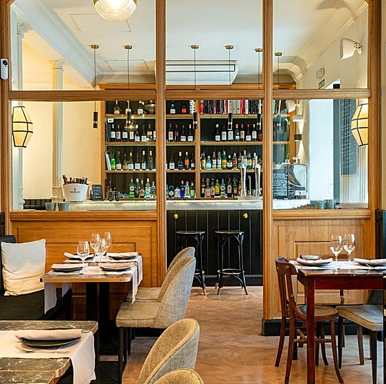 Ocho restaurantes perfectos para disfrutar de la buena gastronomía si vienes a Madrid a pasar el puente de diciembre o la Navidad