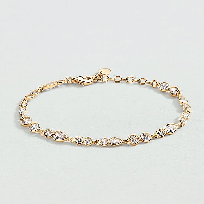 Pulsera con detalles de brillos de Agatha.