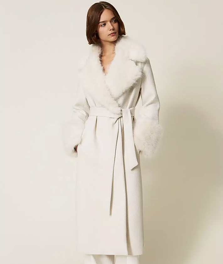 Imagen secundaria 2 - Este es el color Pantone 2026: ideas elegantes para vestir de blanco en invierno