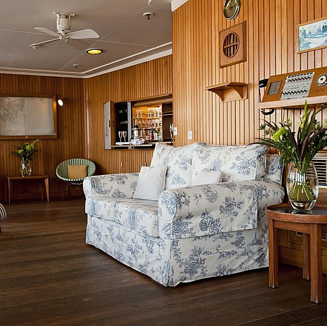 Una de las estancias del HMY Britannia en las que la familia real británica pasaba sus momentos de ocio.