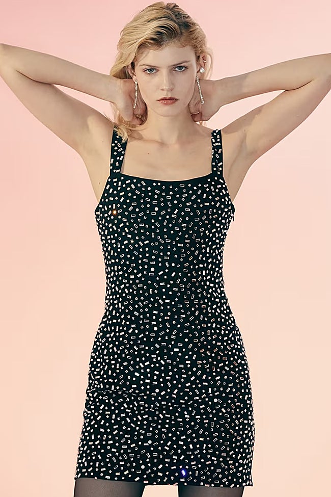 Vestido corto de Sfera (45,99 euros)