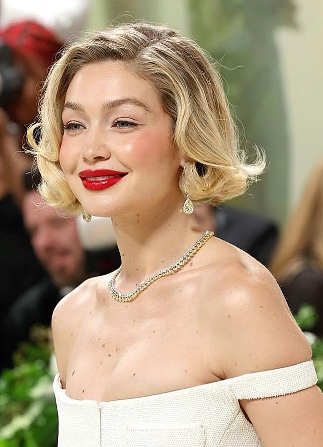 Imagen - Gigi Hadid con corte de pelo italian bob tendencia para 2025/@gigixupdates