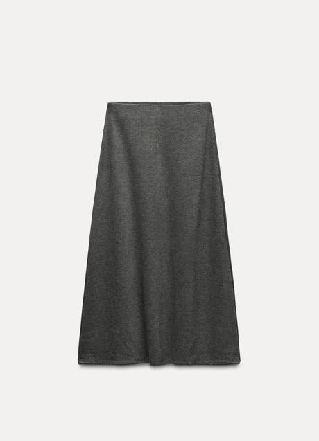 Imagen - Falda midi de Zara (19,99 euros)