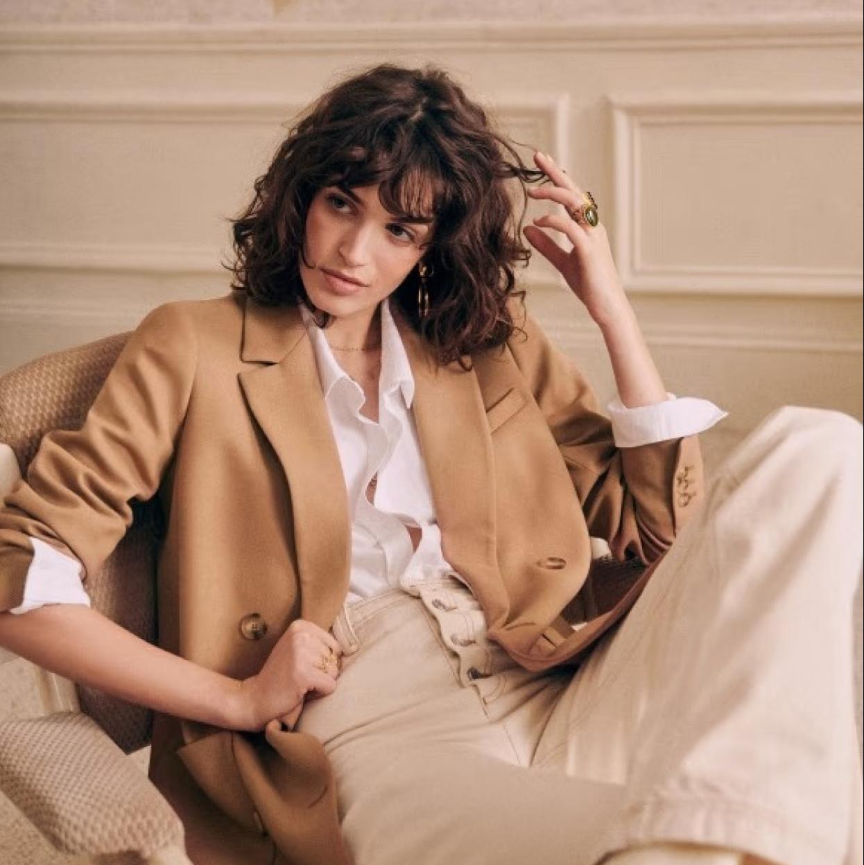 Aquí están todas las compras de invierno que tienes que ver hoy mismo. Vestidos, jerséis de rayas, bolsos de hombro y mucho más.