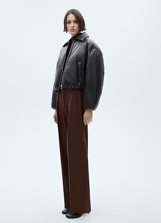 Imagen - Pantalones de vestir wide leg marrón oscuro