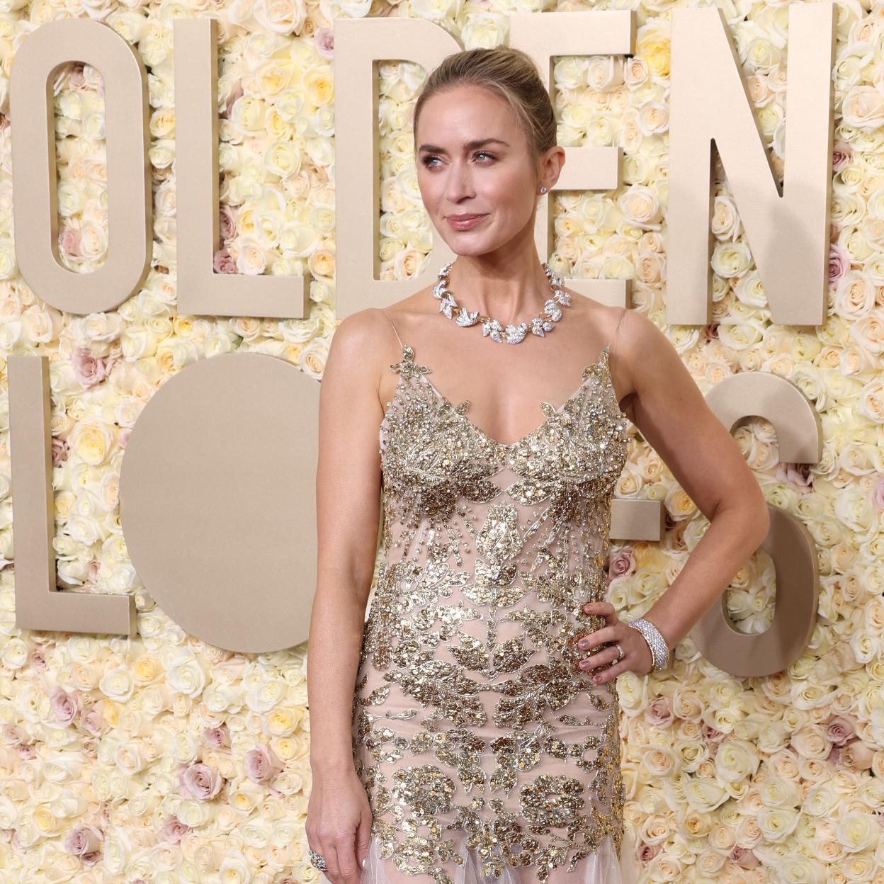 Emily Blunt en los Globos de Oro 2024. 