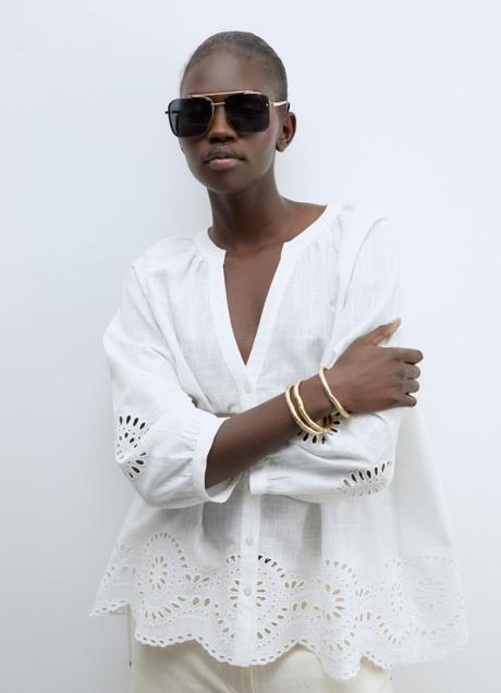 Imagen - Camisa blanca de Sfera (19,99 euros)