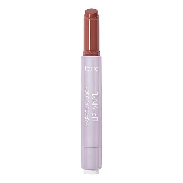 Barra de labios Maracuja Juicy Lip Vinyl de Tarte.