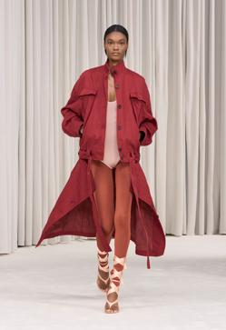 Imagen secundaria 2 - Ferragamo SS25.