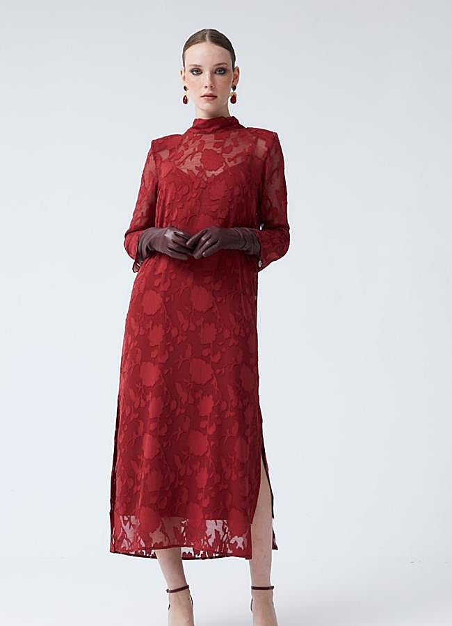 Imagen - Vestido rojo de encaje de Coosy.