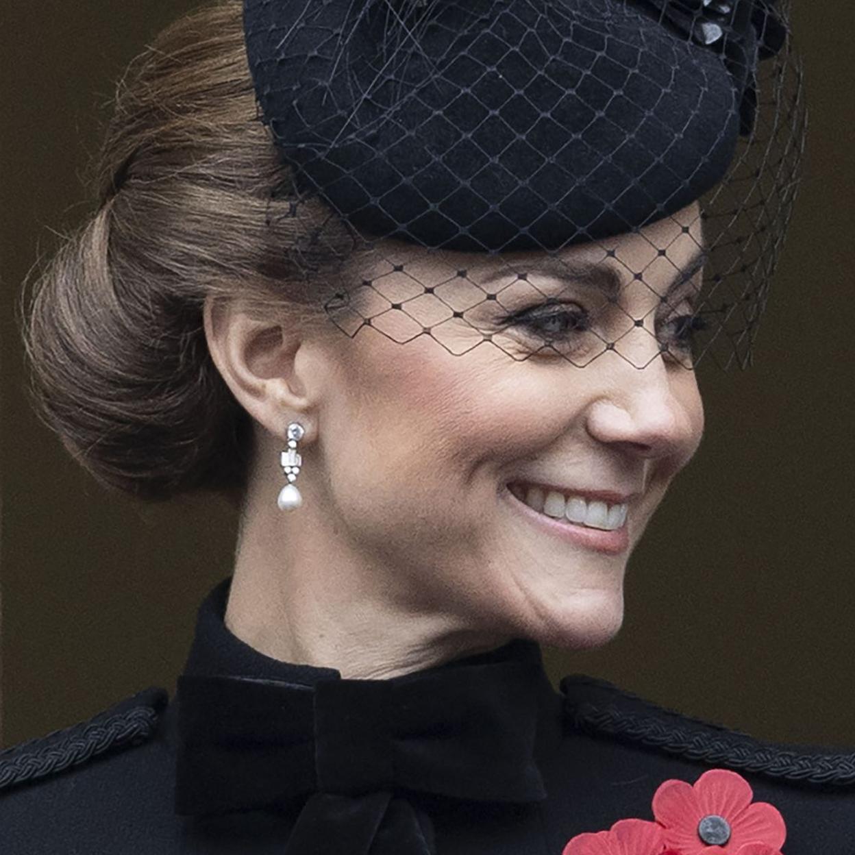 Kate Middleton con un maquillaje natural.