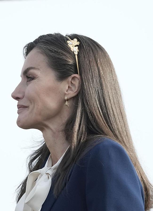 Imagen - La reina Letizia con una diadema joya. / LIMITED PICTURES