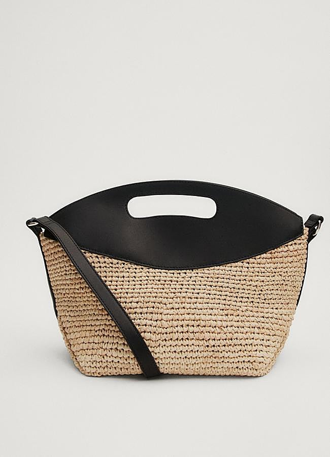 Imagen - Bolso bandolera en rafia y piel de Massimo Dutti.