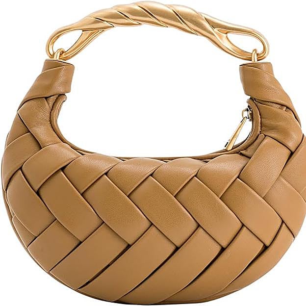 Bolso trenzado con asa dorada Orla de JW Pei.