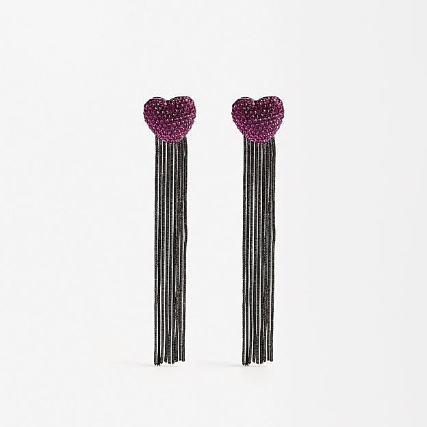 Pendientes en forma de corazón con flecos (7,99€)