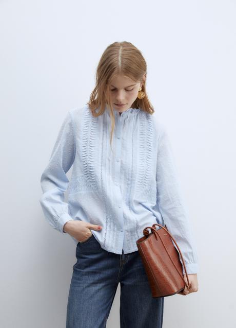 Imagen - Camisa azul de Sfera (19,99 euros)