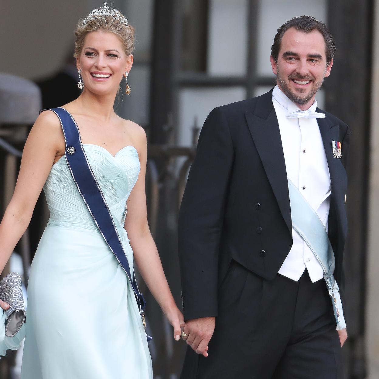 Nicolás y Tatiana de Grecia en la boda de Magdalena de Suecia. 